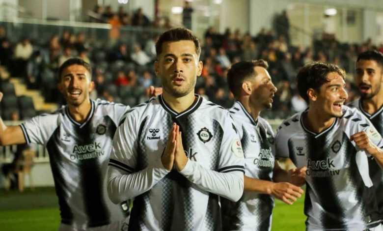 Altay’da skor yükü Ali Kızılkuyu’da 1 altayda skor yuku ali kizilkuyuda a2239fdc4786 |
