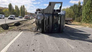 ankarada karsi seride gecen tir otomobile carpti 2si agir 4 yarali 8b417e7ac0fb |