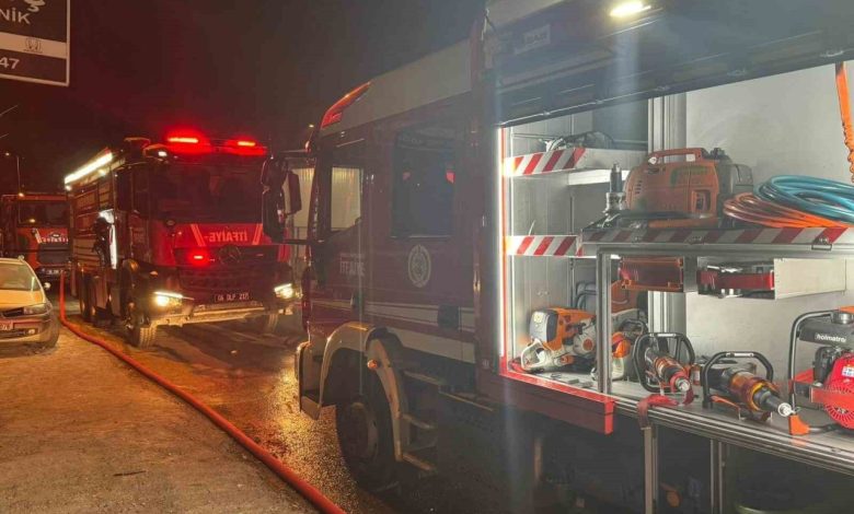 Ankara’da oto tamir dükkanında yangın paniği 1 ankarada oto tamir dukkaninda yangin panigi 234be73485b0 |