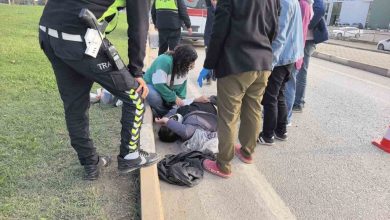 Arabaya bağlanıp iple çekilen motosiklet kaldırıma savruldu: 1 yaralı 3 arabaya baglanip iple cekilen motosiklet kaldirima savruldu 1 yarali 67e29dc3d166 |