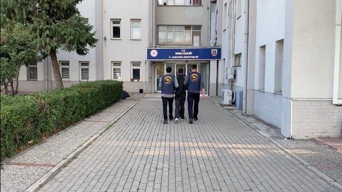 aranan uyusturucu taciri jasat tarafindan yakalandi 111209f239e0 |