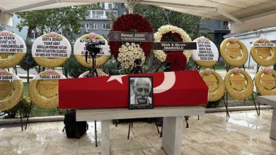Arif Erkin Güzelbeyoğlu son yolculuğuna uğurlandı 7 arif erkin guzelbeyoglu son yolculuguna ugurlandi 2318b3315fab |