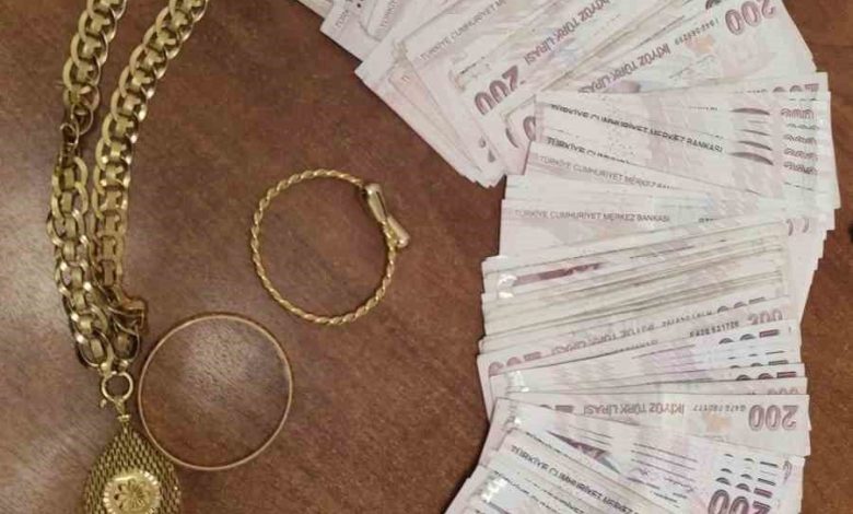 arnavutkoyde evden 750 bin liralik altin calan 2 cocuk yakalandi 9064714ab459 |