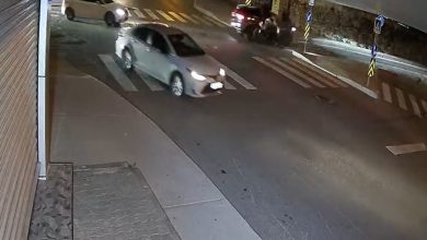 arnavutkoyde motosikletle otomobil carpisti 2 yarali 7c2065f44e5a |