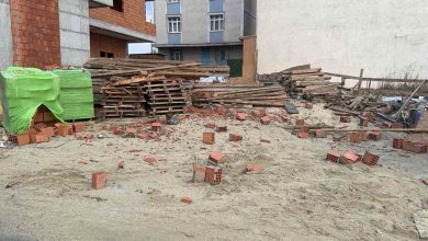 Arnavutköy’de şiddetli rüzgar inşaat halindeki binanın çatısını uçurdu 4 arnavutkoyde siddetli ruzgar insaat halindeki binanin catisini ucurdu 86dcc9c869e8 |