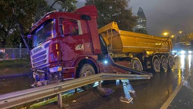 Ataşehir’de kayganlaşan yolda kontrolden çıkan hafriyat kamyonu bariyerlere çarptı 3 atasehirde kayganlasan yolda kontrolden cikan hafriyat kamyonu bariyerlere carpti bb60ca8922d8 |