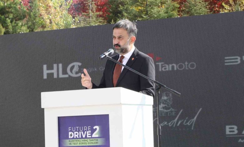 ATO Başkan Yardımcısı Yılmaz: "Elektrikli araçlar sadece ulaşım biçimini değil, yaşam biçimini de değiştiriyor" 1 ato baskan yardimcisi yilmaz elektrikli araclar sadece ulasim bicimini degil yasam bicimini de degistiriyor f79337591053 |