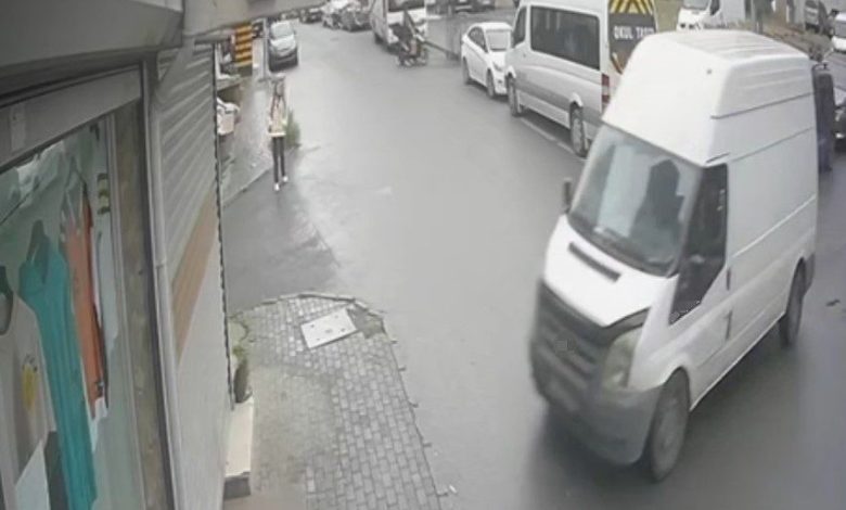 avcilarda freni bosalan panelvan dukkana daldi o anlar kamerada 4762d22ce905 |