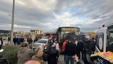 Ayvalık’ta belediye otobüsü ile otomobil çarpıştı: 2 yaralı 6 ayvalikta belediye otobusu ile otomobil carpisti 2 yarali 62043a200baa |