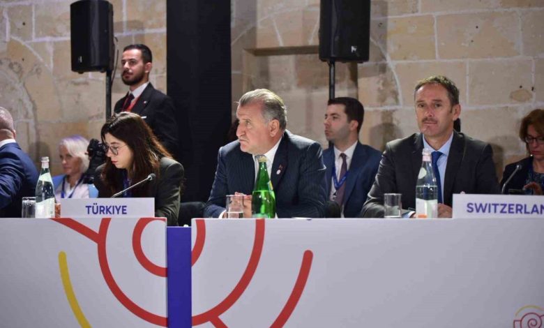 Bakan Bak’tan Cumhurbaşkanı Erdoğan ve Trump’a Gazze ateşkesi teşekkürü 1 bakan baktan cumhurbaskani erdogan ve trumpa gazze ateskesi tesekkuru ca33886dbf04 |