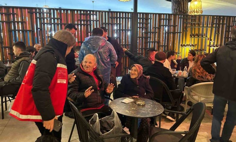 Bakan Göktaş: "Balıkesir depremi sonrası 252 vatandaşımıza psikososyal destek sağlandı" 1 bakan goktas balikesir depremi sonrasi 252 vatandasimiza psikososyal destek saglandi b46895a7c4b8 |