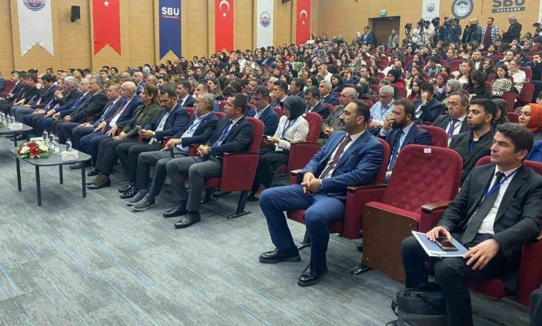 bakan isikhan saglikli ve guvenli bir calisma hayatini tesis etme kararliligimizi surdurecegiz 2f7d0a5ea81e |