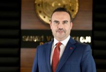 bakan kacir ar ge harcamalarimiz bir yilda 16 milyar dolardan 20 milyar dolara yukseldi f038167562e0 |