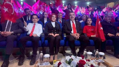 Bakan Tekin ve Bakan Göktaş ‘Köklü Geçmişten Güçlü Cumhuriyete’ programında öğrencilerin müzikli gösterisini izledi 5 bakan tekin ve bakan goktas koklu gecmisten guclu cumhuriyete programinda ogrencilerin muzikli gosterisini izledi 6b3e9f7be3a5 |