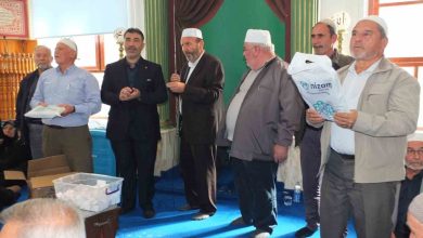 Balıkesir Burhaniye’de Umre Hayrı yoğun ilgi gördü 5 balikesir burhaniyede umre hayri yogun ilgi gordu a99e6df478f7 |