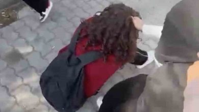 Balıkesir’de okul yakınında kız öğrencilerin kavgası kameraya yansıdı 6 balikesirde okul yakininda kiz ogrencilerin kavgasi kameraya yansidi deafa3bac23f |