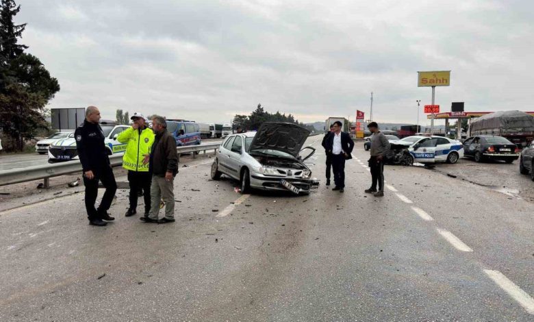 Balıkesir’de polis aracı otomobille çarpıştı: 3 yaralı 1 balikesirde polis araci otomobille carpisti 3 yarali 0a6b2cc7293c |