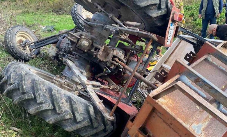 Balıkesir’de traktör devrildi: 1 yaralı 1 balikesirde traktor devrildi 1 yarali 367faace20dd |