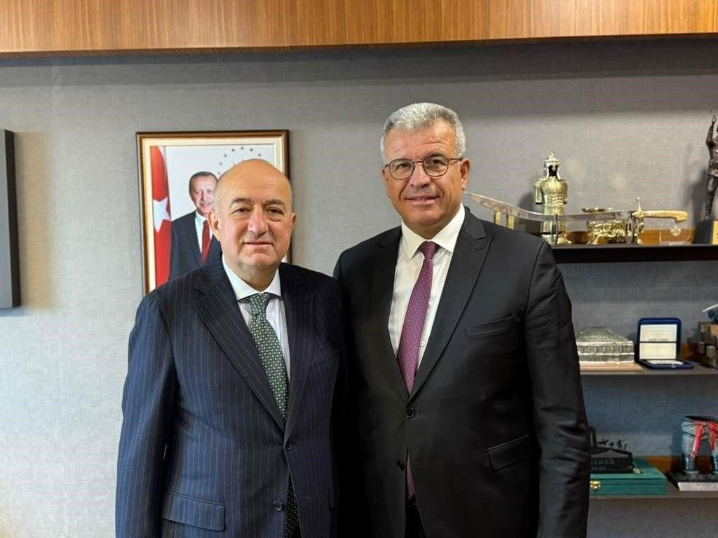 baskan elbi karabiga icin yine ankarada a188938724b0 |