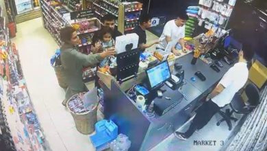benzin istasyonundaki bin 500 lira degerindeki oyuncagi cocuguna caldirdi 342c7e124105 |