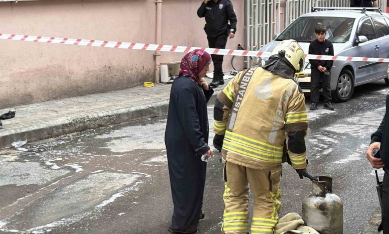 Beyoğlu’nda değiştirdiği sırada tüpün parlaması ile ev sahibi yaralandı 1 beyoglunda degistirdigi sirada tupun parlamasi ile ev sahibi yaralandi 65cbd749b524 |