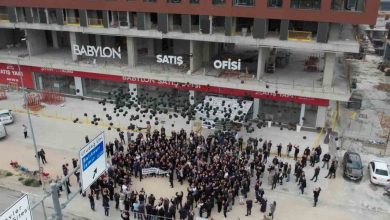 Binlerce mağdur gökyüzüne siyah balon bıraktı 2 binlerce magdur gokyuzune siyah balon birakti 4bfbddae6e69 |