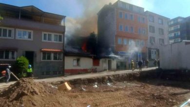 Bursa’da 2 katlı müstakil ev alev alev yandı 5 bursada 2 katli mustakil ev alev alev yandi 7b03417770b1 |
