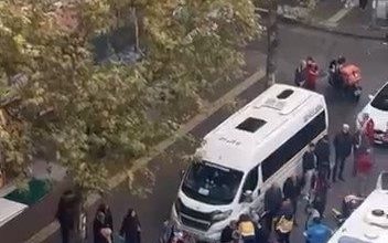 Bursa’da kaygan yolda dengesini kaybeden kurye düştü 3 bursada kaygan yolda dengesini kaybeden kurye dustu 3c1aaafe4813 |