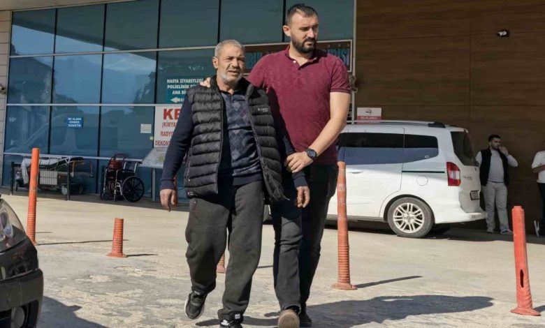 Bursa’da uyuşturucu taciri kıskıvrak yakalandı 1 bursada uyusturucu taciri kiskivrak yakalandi 21172feb28a5 |