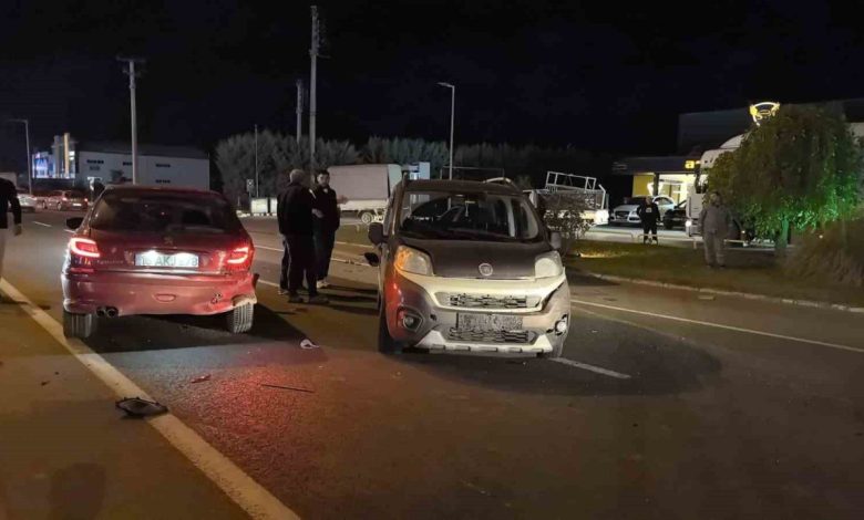 Bursa’da zincirleme kaza: 3 yaralı 1 bursada zincirleme kaza 3 yarali 810505677fd3 |