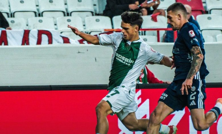 Bursaspor kupaya Antalyaspor deplasmanında veda etti 1 bursaspor kupaya antalyaspor deplasmaninda veda etti 0448ed454f00 |