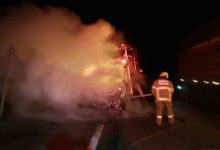 canakkale bandirma karayolunda gece saatlerinde arac yangini d3ef7e3eb6ca |