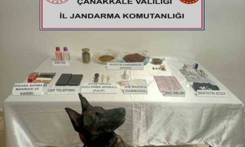 Çanakkale’de uyuşturucu operasyonuna 5 tutuklama 1 canakkalede uyusturucu operasyonuna 5 tutuklama 8eb707ae2adf |