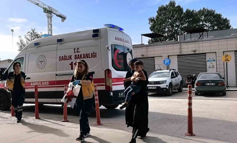 Çaydanlıktan üzerine kaynar su dökülen 2 yaşındaki çocuk yaralandı 1 caydanliktan uzerine kaynar su dokulen 2 yasindaki cocuk yaralandi 41c39f3dacc2 |