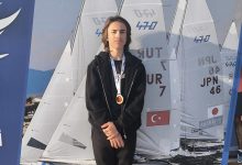 cesmeli genc yelkenci deniz alan turkiye sampiyonu oldu cb34a14ea3e9 |