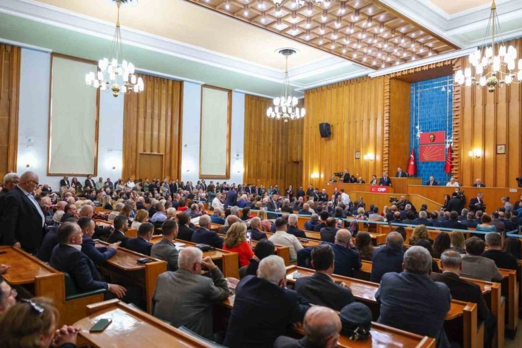 chp lideri ozel kimse kibrisi turkiyenin arka bahcesi gormesin d3ec315731c6 |