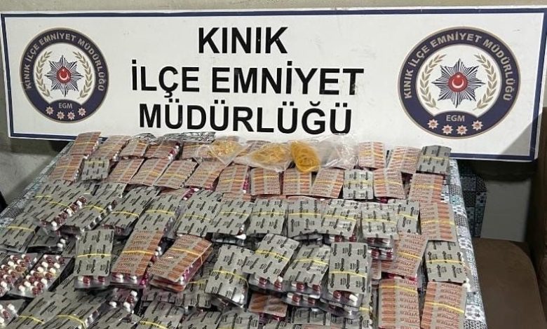 Çiftlik evinde binlerce hapla yakalandı 1 ciftlik evinde binlerce hapla yakalandi cca9a038f4a5 |