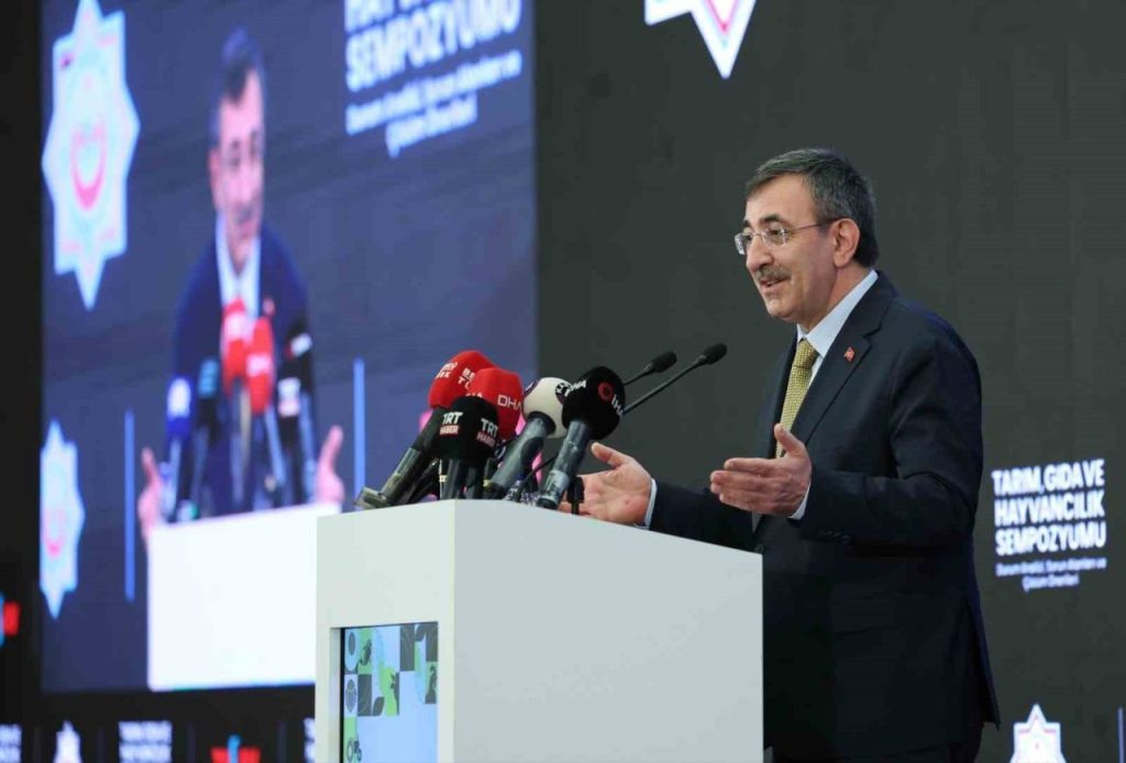 cumhurbaskani yardimcisi yilmaz 2026 butcesinde gida tarim ve hayvancilik sektorune 824 milyar lira odenek ayrildi e53ffe0b1197 |