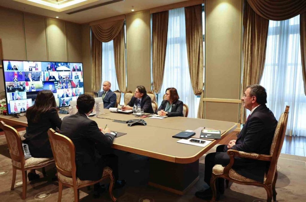 cumhurbaskani yardimcisi yilmaz turkiye olarak adil ve kalici baris icin diplomatik cabalari desteklemeye devam edecegiz 66a40f8157d7 |