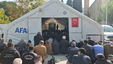 Depremin vurduğu Sındırgı’da cuma namazı çadırlarda kılındı 114 depremin vurdugu sindirgida cuma namazi cadirlarda kilindi 83ef4f8292b1 |