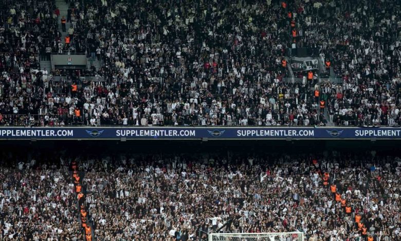 Dolmabahçe’de Svensson, Jurasek ve Mert’e tepki 1 dolmabahcede svensson jurasek ve merte tepki be16e1a6c32b |