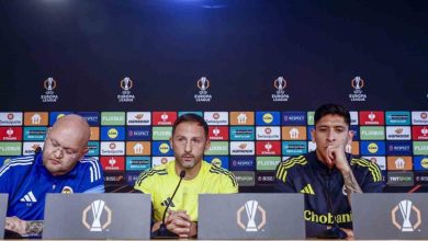 Domenico Tedesco: "İyi bir netice almayı umuyoruz" 5 domenico tedesco iyi bir netice almayi umuyoruz 7cdbc823e1f8 |