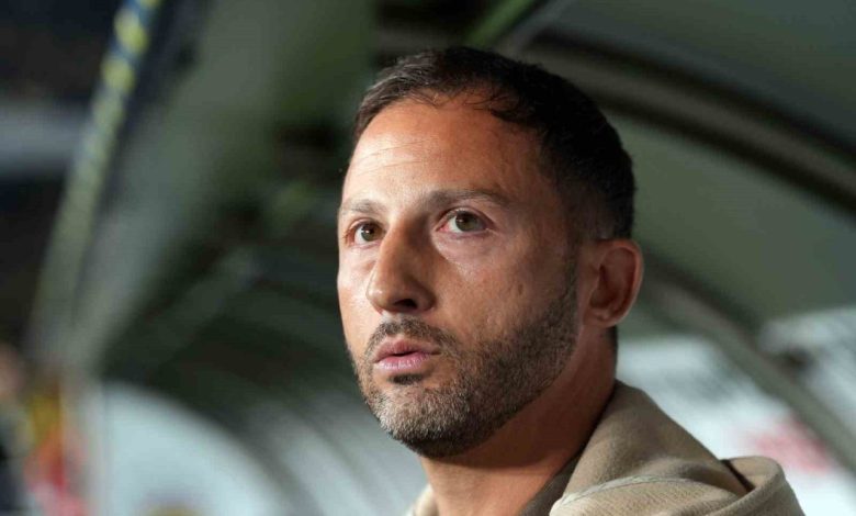Domenico Tedesco’dan 4 değişiklik 1 domenico tedescodan 4 degisiklik f48bf780c72c |