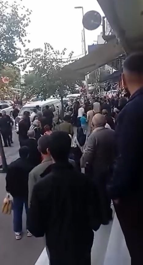 dugunde aileler arasindaki kavga kameraya yansidi 8bc01e1eabd3 |