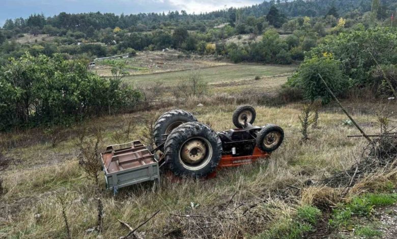 Dursunbey’de traktör devrildi 1 dursunbeyde traktor devrildi da9560bad8b3 |