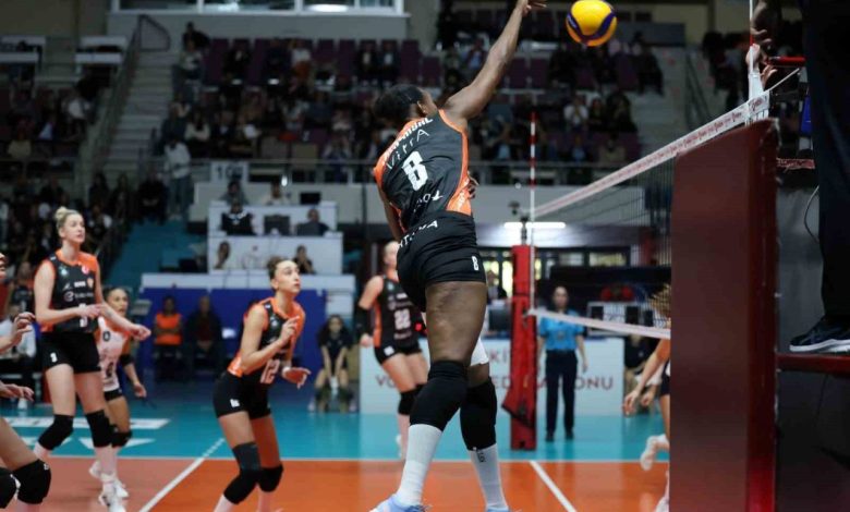 Eczacıbaşı Dynavit, deplasmanda galip 1 eczacibasi dynavit deplasmanda galip ce83e14585b5 |