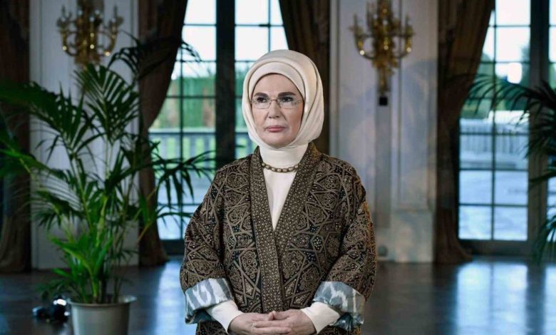 Emine Erdoğan "Asya Pasifik Sıfır Atık Uluslararası Seminer Programı"na video mesaj gönderdi 1 emine erdogan asya pasifik sifir atik uluslararasi seminer programina video mesaj gonderdi c464a77b58dc |