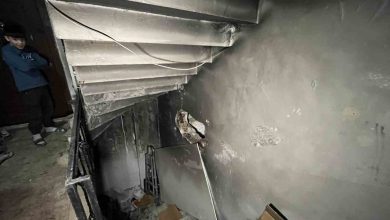Eski eşinin yaşadığı binaya yanıcı madde atıp kaçtı: 7 kişi dumandan etkilendi 13 eski esinin yasadigi binaya yanici madde atip kacti 7 kisi dumandan etkilendi 7f1f5cce0f56 |