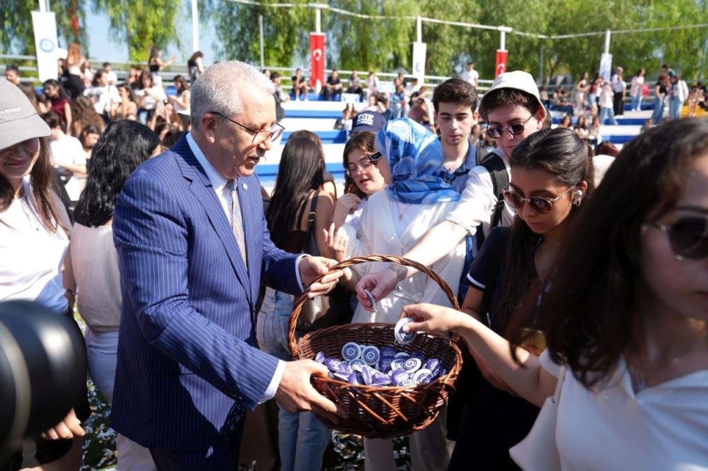 eude ogrenci kuluplerine yogun ilgi 8c1c3b4eb7bb |