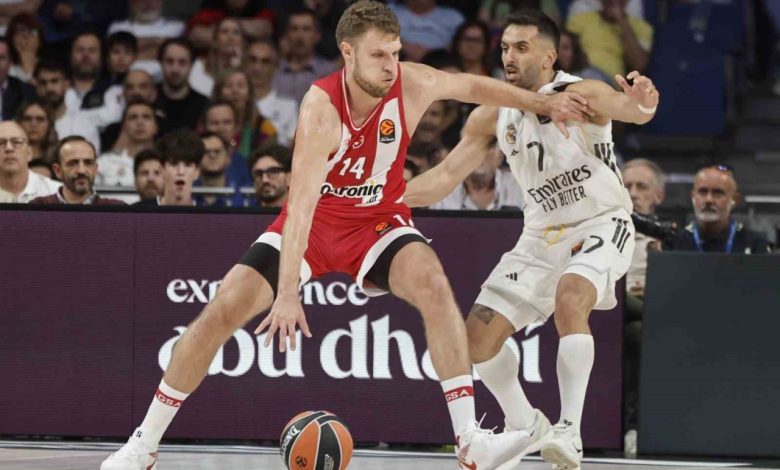 euroleaguede 3 haftanin mvpsi sasha vezenkov oldu 032e11599159 |
